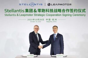 Stellantis torna-se acionista estratégico da Leapmotor: “beneficiar ao invés sermos vítimas” thumbnail