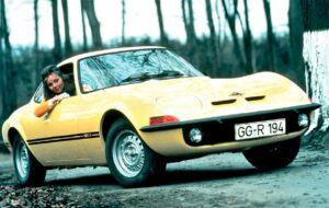 Opel GT (1968 a 1973): Inspiração americana thumbnail