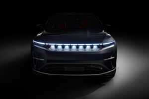 Jeep anuncia o seu primeiro 100% elétrico global: o Wagoneer S thumbnail