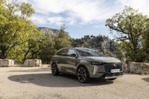 DS 7 E-TENSE 4X4 300 Opera – Ensaio Teste thumbnail