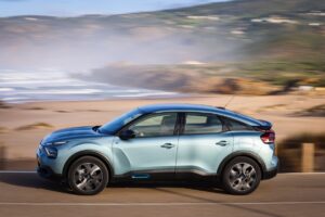 Citroën ë-C4 X destacou-se no teste dos 1000km face a concorrência de peso thumbnail