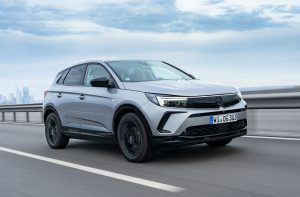 Grandland Hybrid: A nova proposta eletrificada da Opel já tem preço thumbnail